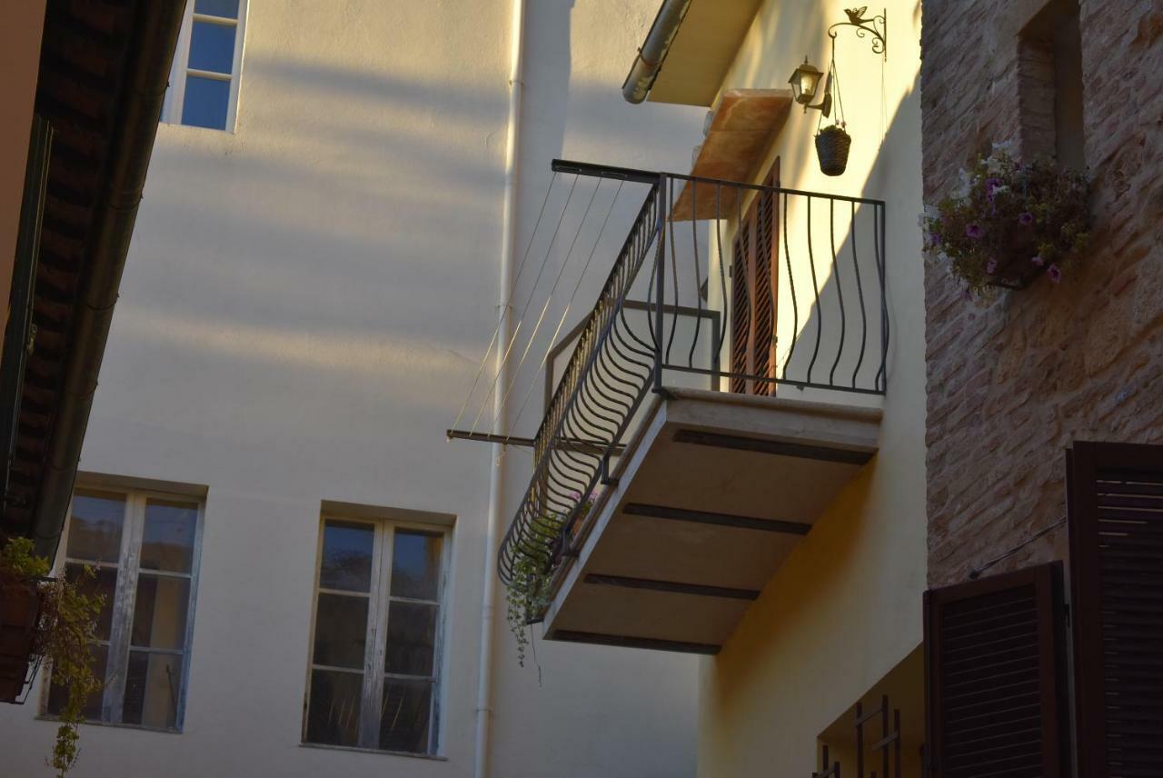 Il Buonumore Apartment *